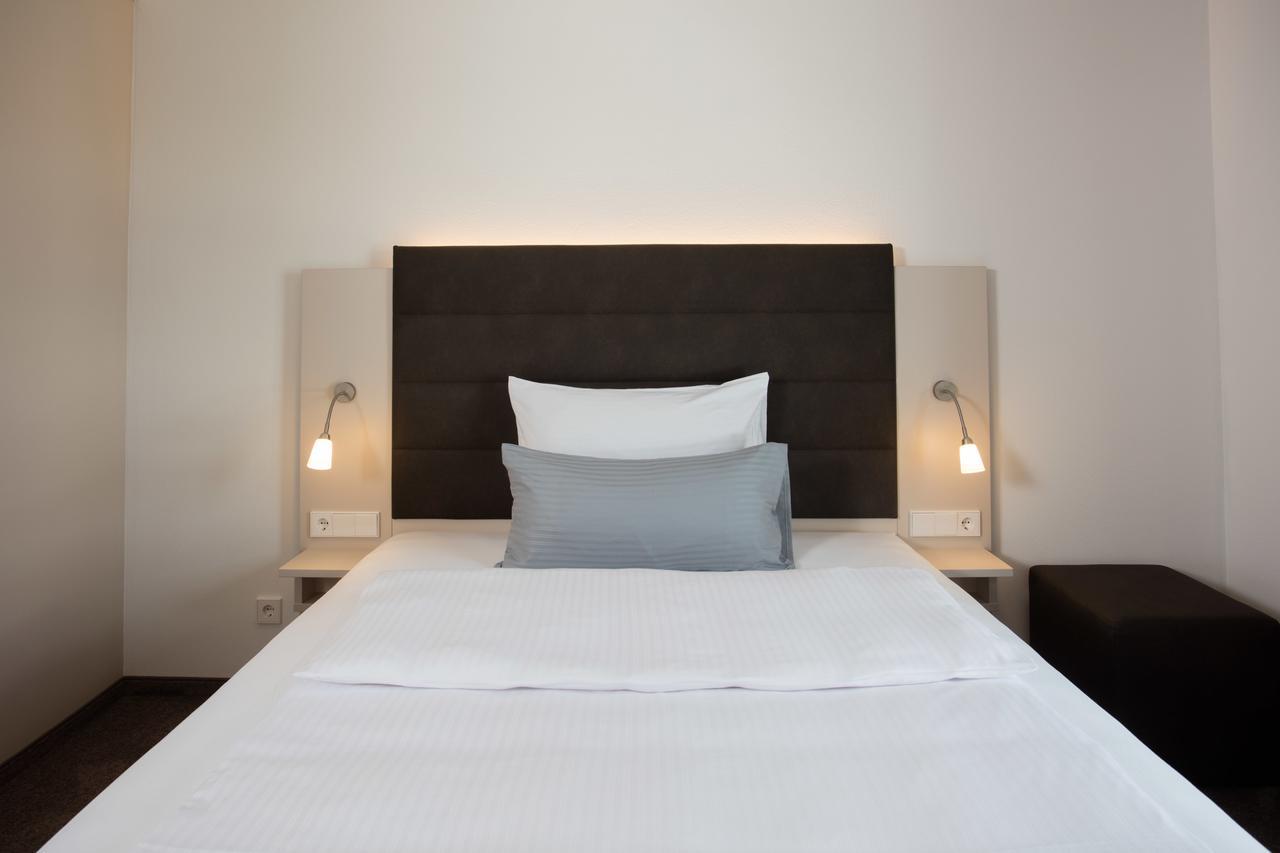 Hotel Am Campus Інґольштадт Екстер'єр фото